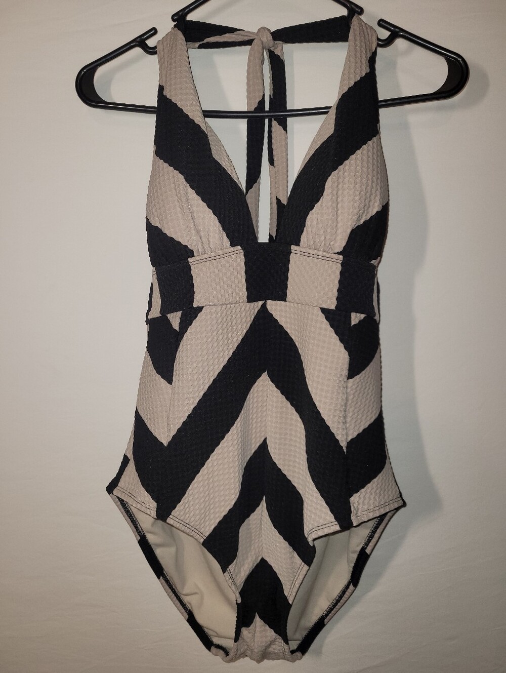 Gibson & Latimer, Waffled Black and Beige Chevron One-Piece, L